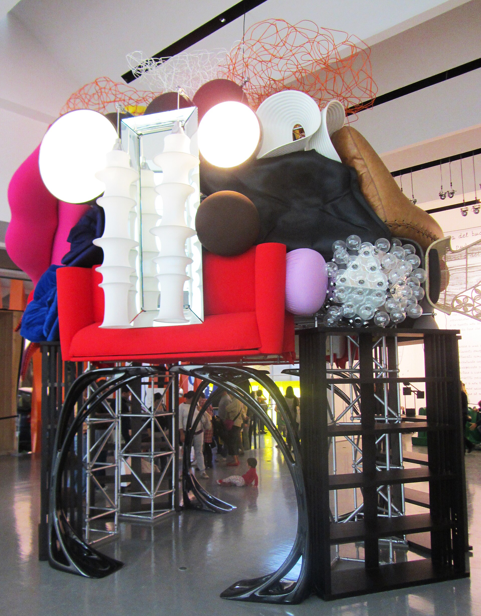 Italienisches Designobjekt in einem Mailänder Museum