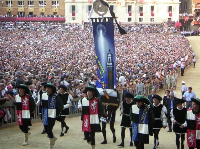 Detail des für den Palio gemalten Drappellone